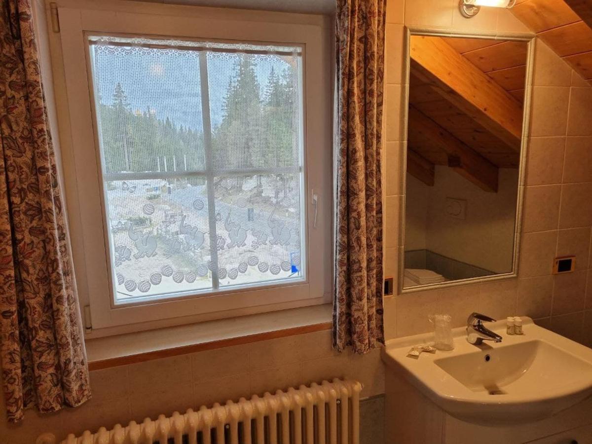 كنازاي Pian Schiavaneis B&B Apartament المظهر الخارجي الصورة